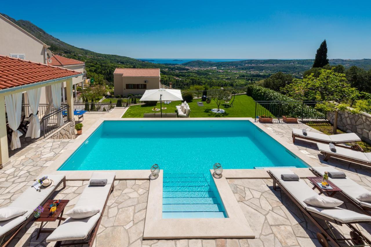 Villa Festa *